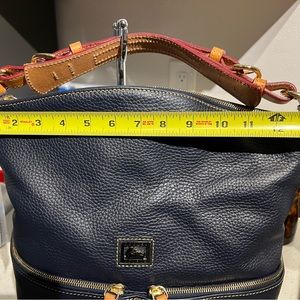 Brand nwt navy leather shoulder bag.